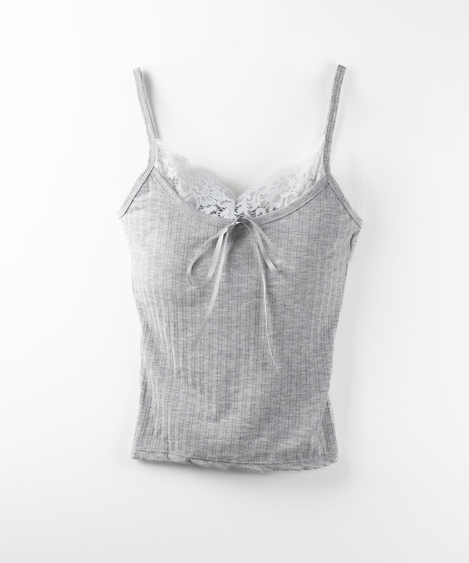 【 ３color ／ カップ付き 】フロントリボンレースドッキングキャミソール ／front ribbon lace docking camisole
