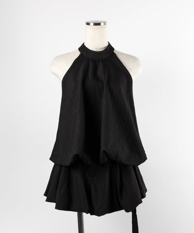 【 ベルト付 】ワンホンホルターネックギャザーフレアセットアップ ／ wanghong halter neck gathered flare SETUP