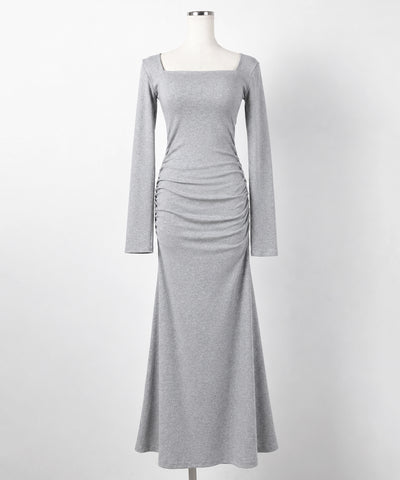 スクエアネックシャーリングマーメイド長袖ロングタイトワンピ ／ Square neck shirring mermaid long-sleeved long tight onepiece