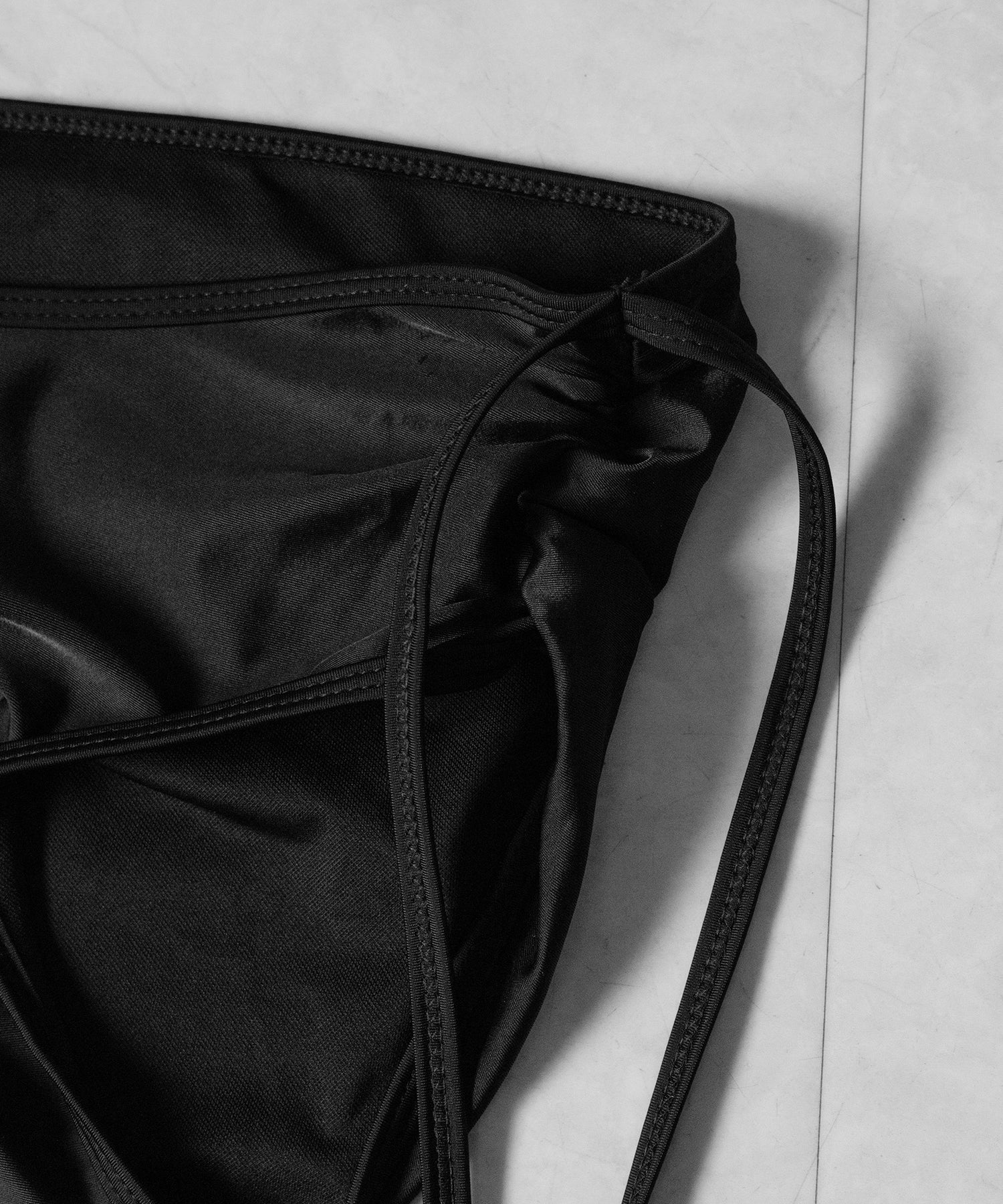 【 レディース水着 】ウエストクロスリボンホルターセパレートビキニ ／ waist cross ribbon halter separate bikini