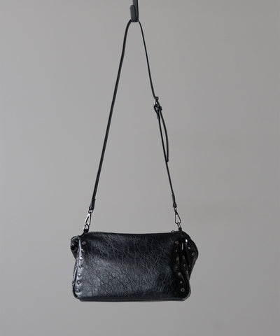【 ２color】スタッズデザインスクエアショルダーバッグ ／ stud design square shoulder bag