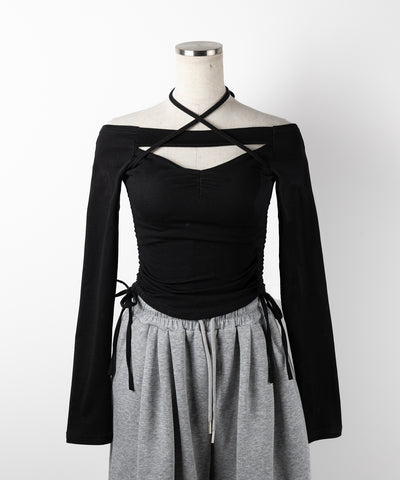 【 ２WAY 】クロスストラップリボンカットアウトオフショルトップス ／ cross strap ribbon cutout offshoulder tops