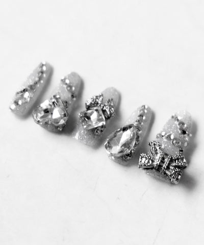 【 限定先行販売 】 bijou ribbon glitter flash nail tips