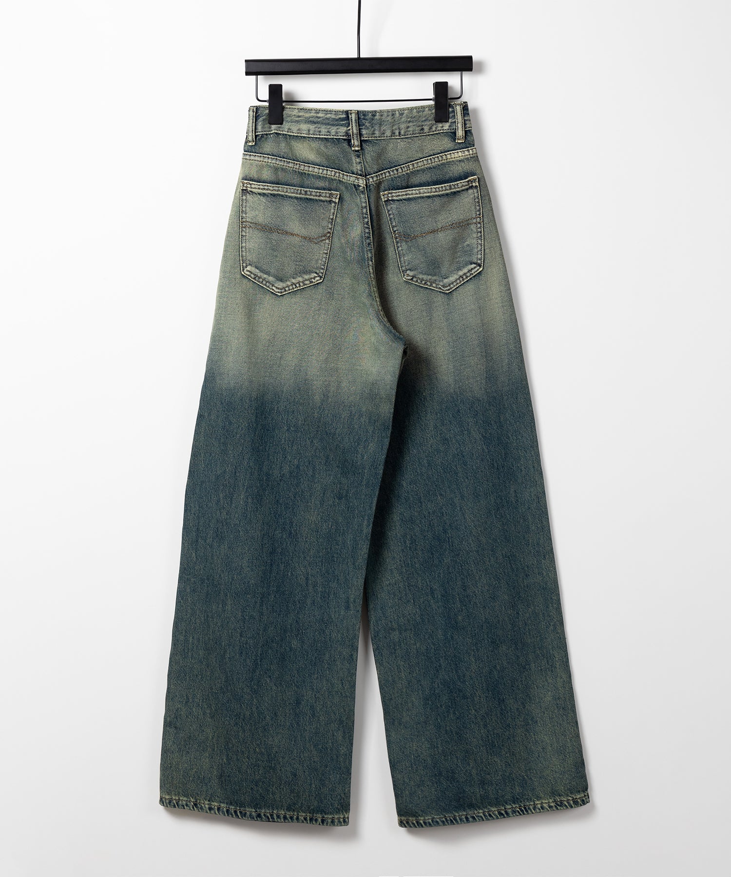 【 ４size ／ ２color 】ヴィンテージグラデーションウォッシングルーズワイドデニム