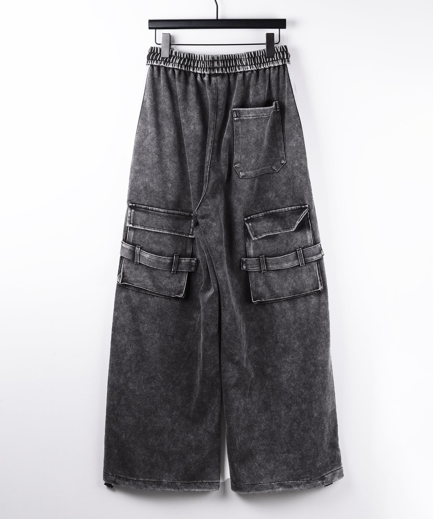 【 裾絞り可能２WAY 】サイドラインピグメントワイドカーゴスウェットパンツ ／ sideline pigment wide cargo sweatpants