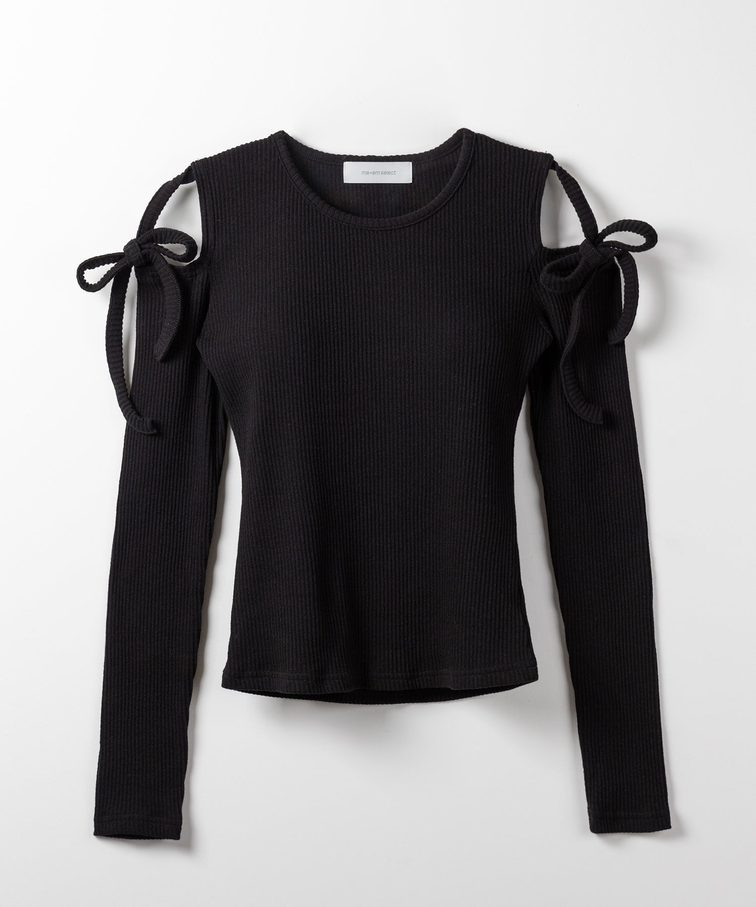 【 ３color 】カットアウトショルダーリボンリブトップス ／ Cut-out shoulder ribbon rib tops