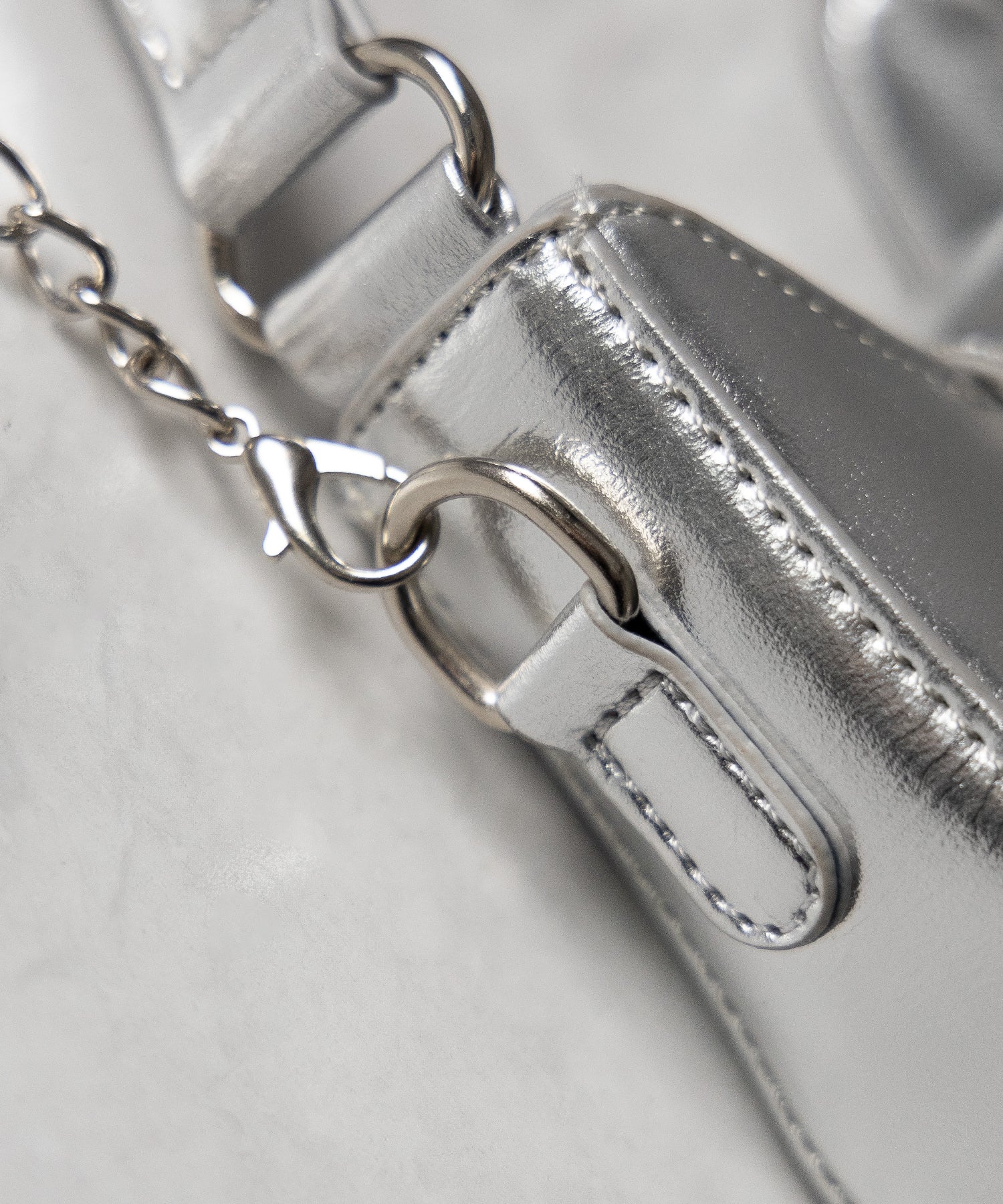 2color 】バックルリボンミニショルダーチェーンバッグ ／ buckle 