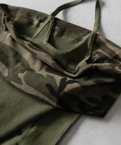 オフショルダーカモフラホルターネックリブニット ／ off shoulder camouflage halter neck lib knit