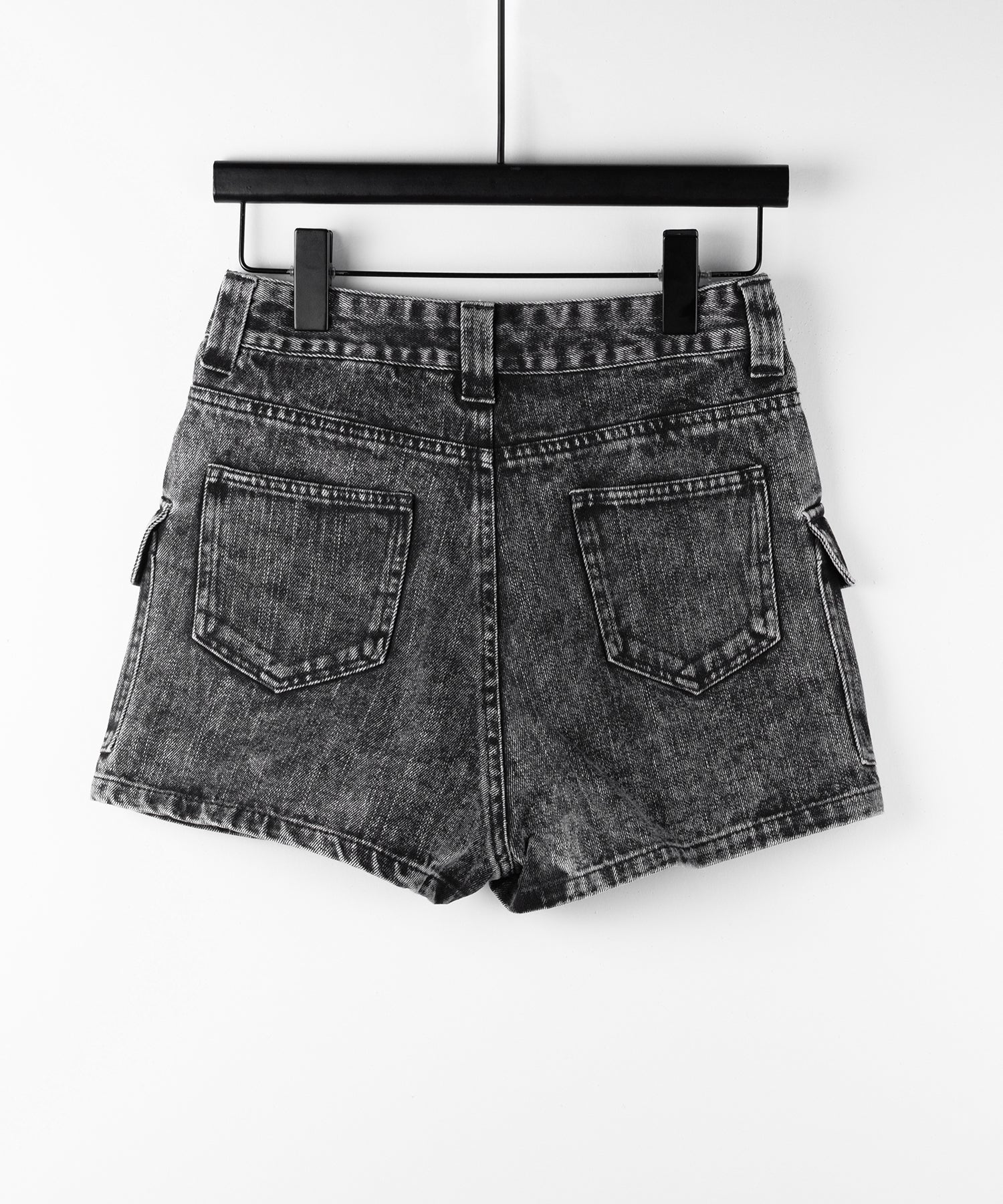 【 デニムセットアップ着用可能 】ヴィンテージケミカルブリーチカーゴデニムミニスカパン ／ vintage chemical bleach cargo denim mini skirt pants