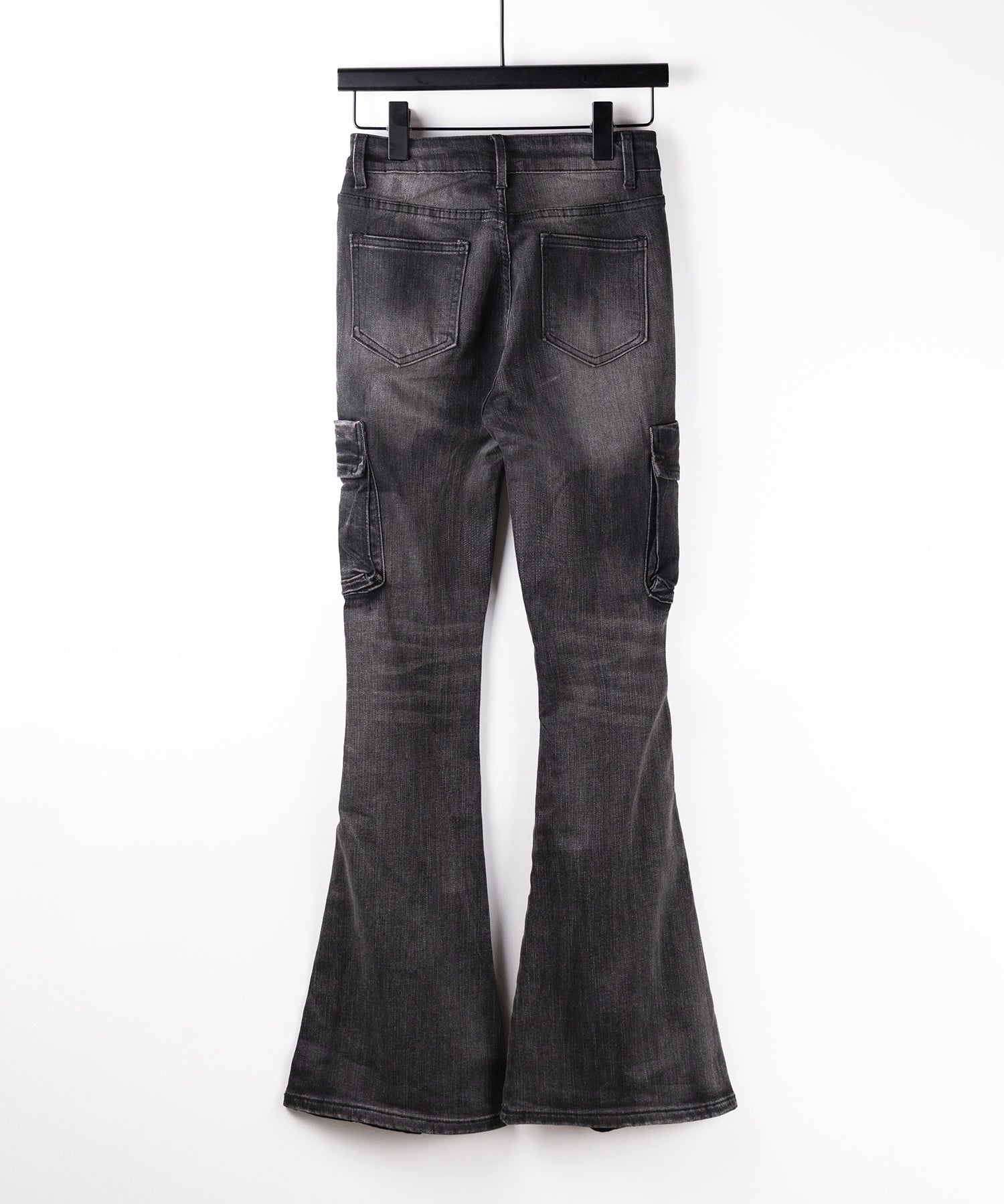 カーゴデザインヴィンテージライクダメージストレッチフレアデニム ／ cargo design vintage-like damage stretch flare denim