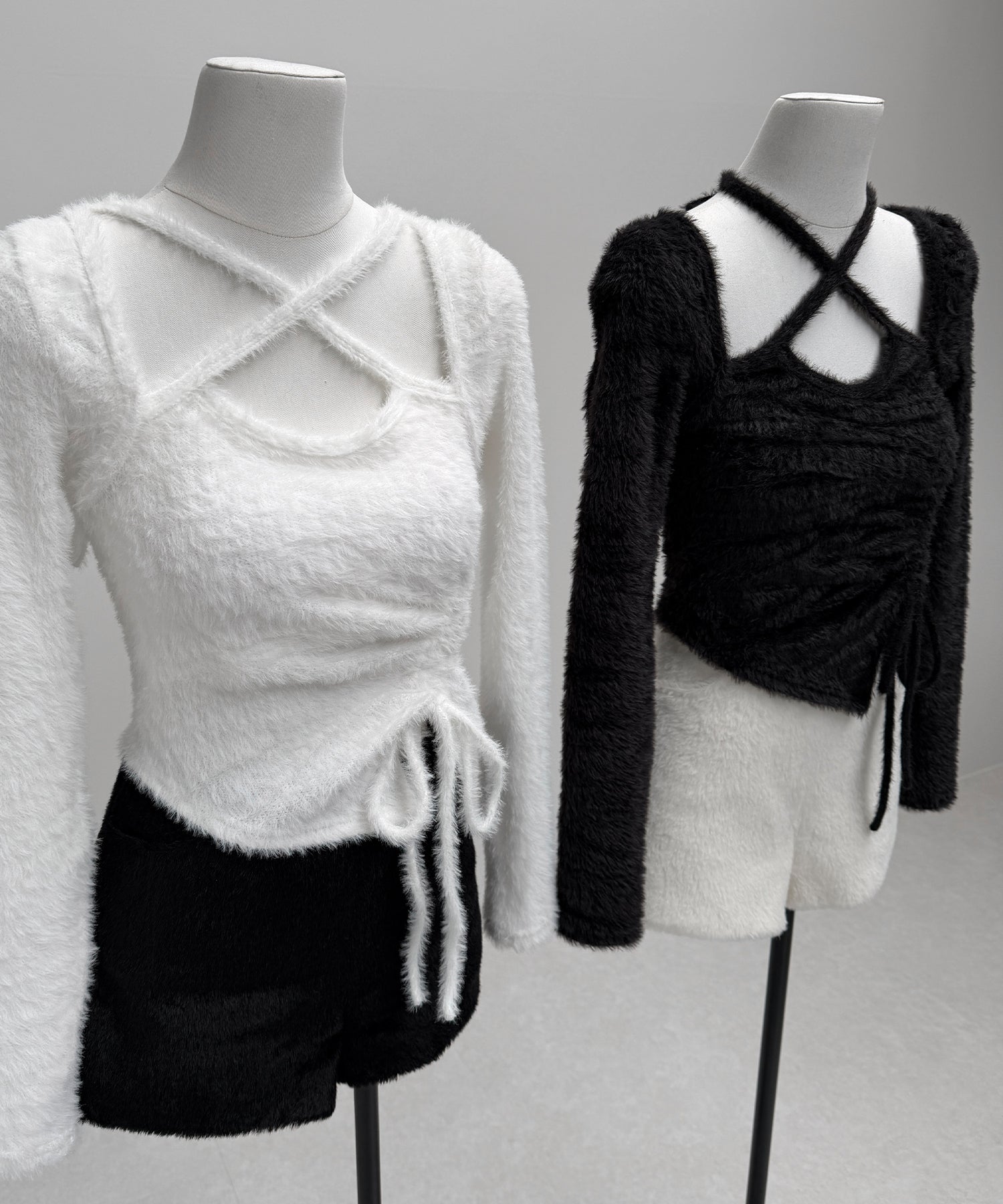 【 ３color 】クロスネックシャーリングリボンシャギートップス ／ cross neck shirring ribbon shaggy tops