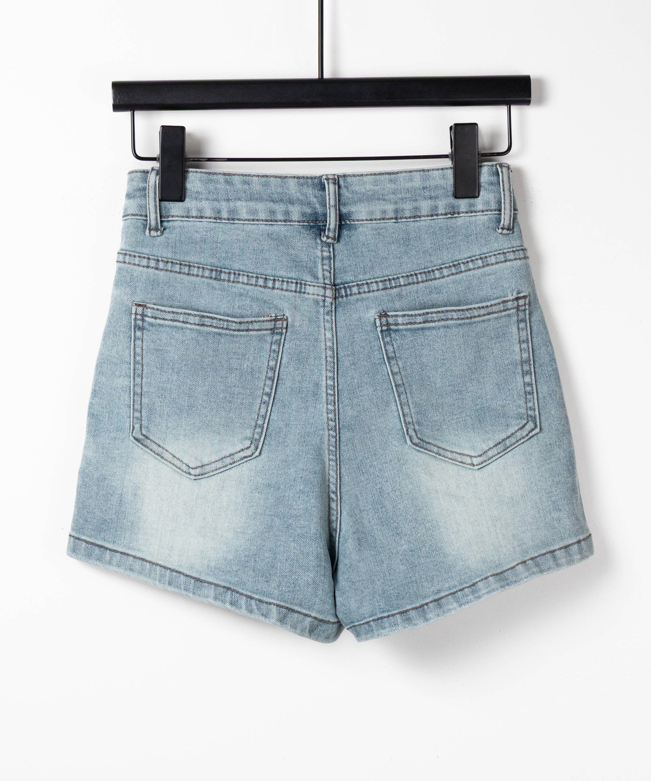 ハイウエストタイトデニムショートパンツ ／ high waist tight short pants