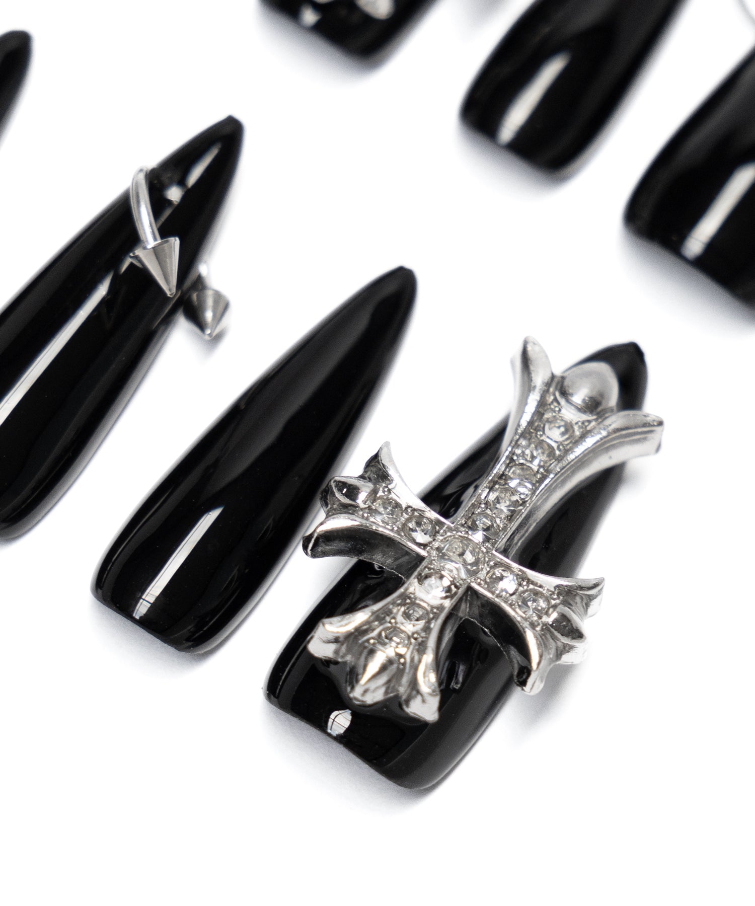 ビジュークロスピアシングロングネイルチップ ／ bijou cross piercing long nail tips