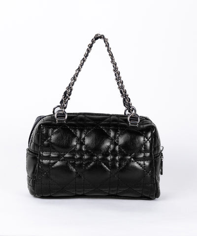 【 ショルダーストラップ付き２WAY 】キルティングスクエアチェーンショルダーミニバッグ / 2WAY quilted square chain shoulder mini bag