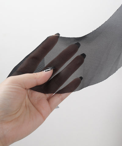【 ２color 】アシンメトリーフリルオフショルシアートップス ／ asymmetrical frill off-shoulder sheer tops