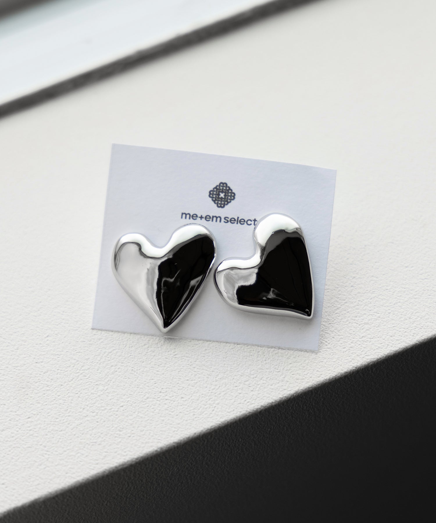 VOLUME SILVER HEART PIERCE ／ ボリュームシルバーハートピアス