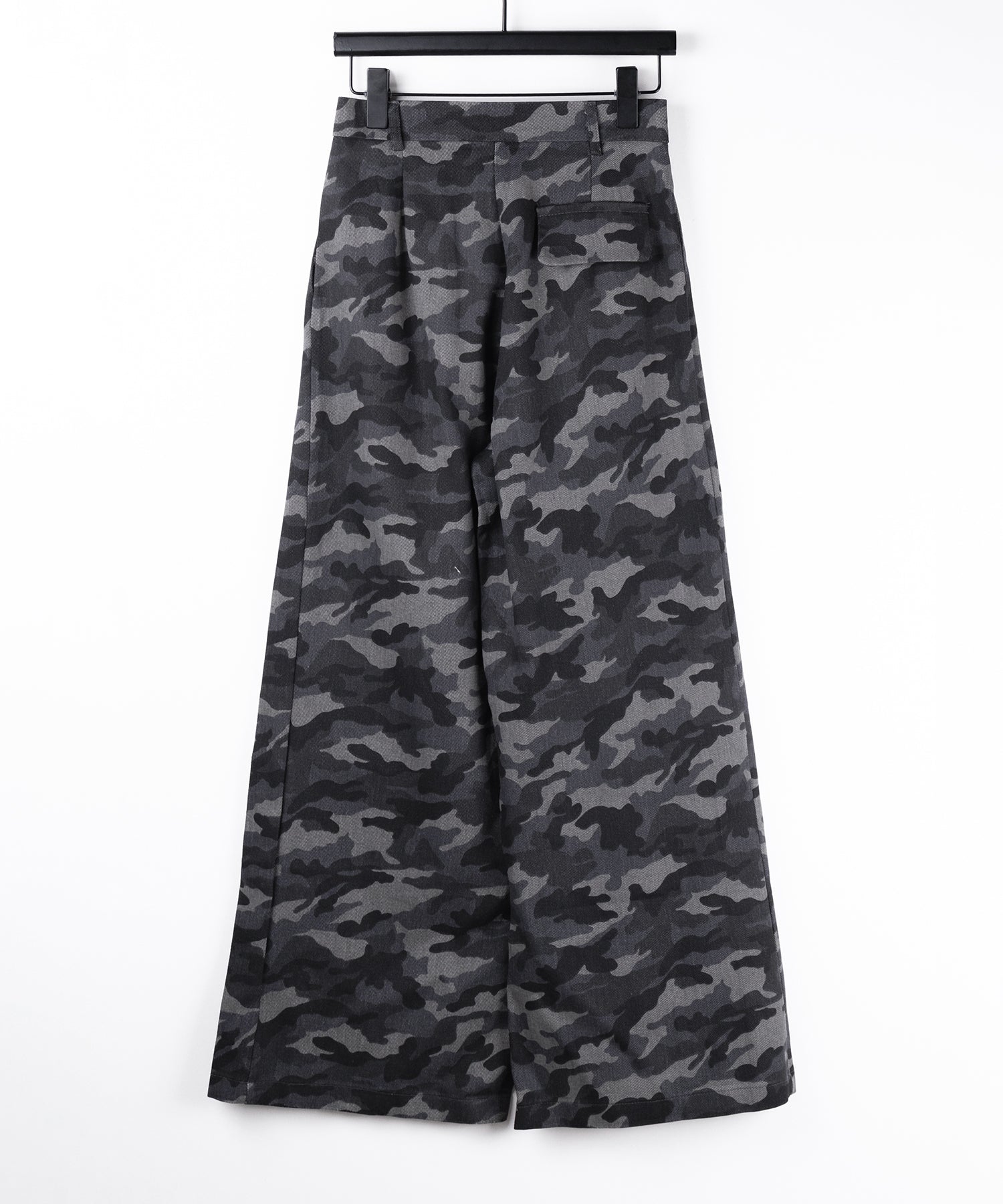 【 ２color ／ ４size 】ダブルタックヴィンテージカモフラージュワイドパンツ ／ double tuck vintage camouflage wide pants