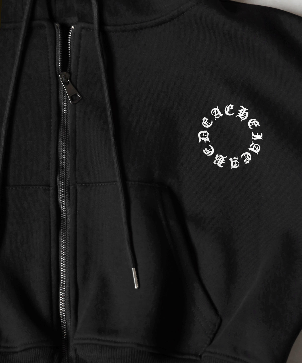 グランジロゴダブルジップショートパーカー ／ grunge logo double zip short hoodie