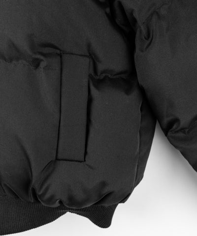 レタリングロゴ刺繍ショートパフダウンジャケット ／ lettering logo embroidery short puffer jacket