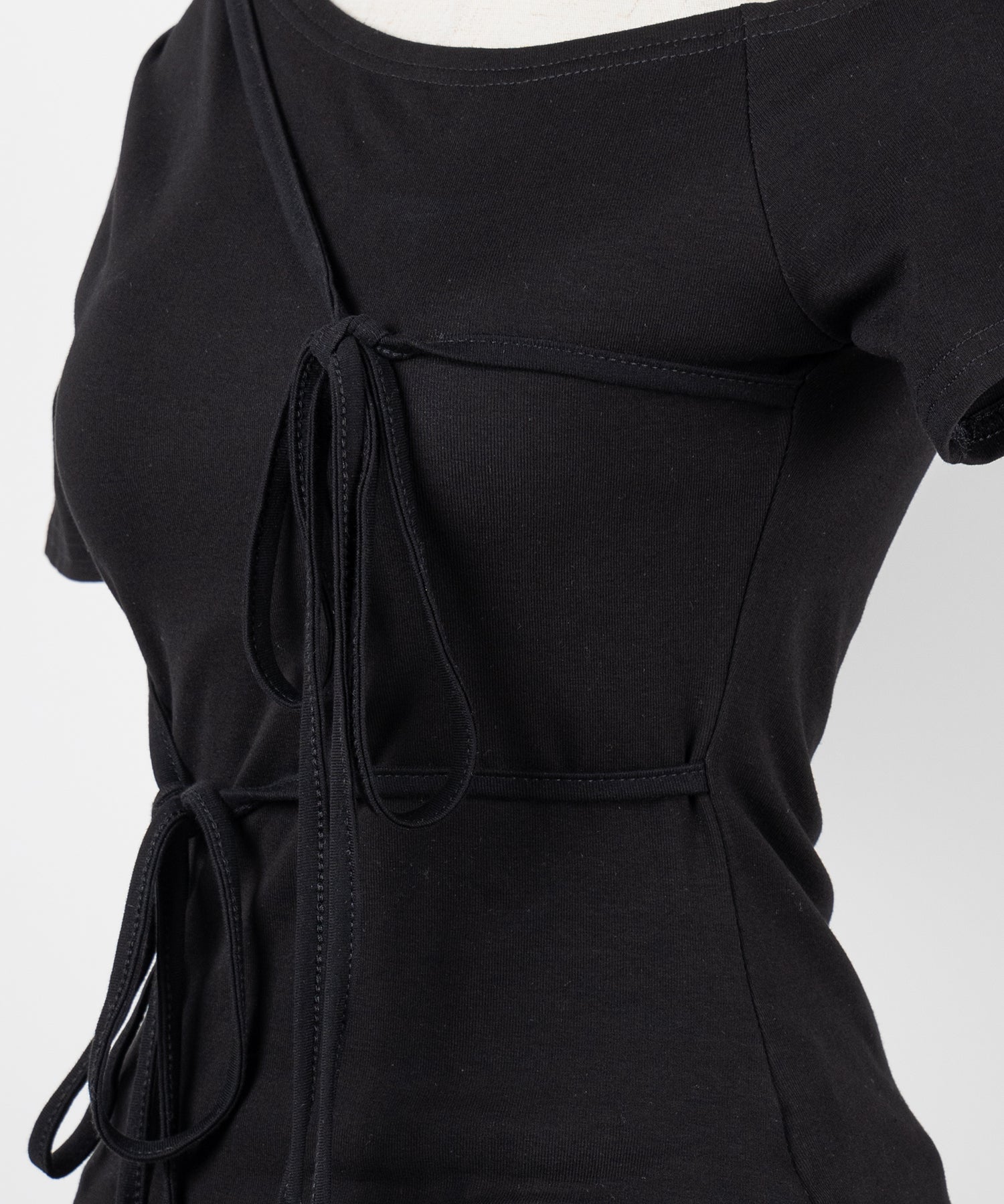 ストリングリボンスリムフィットTシャツ ／ string ribbon slim fit T-shirts