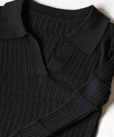 スキッパーネックスリムリブニットトップス ／ skipper neck slim rib knit tops