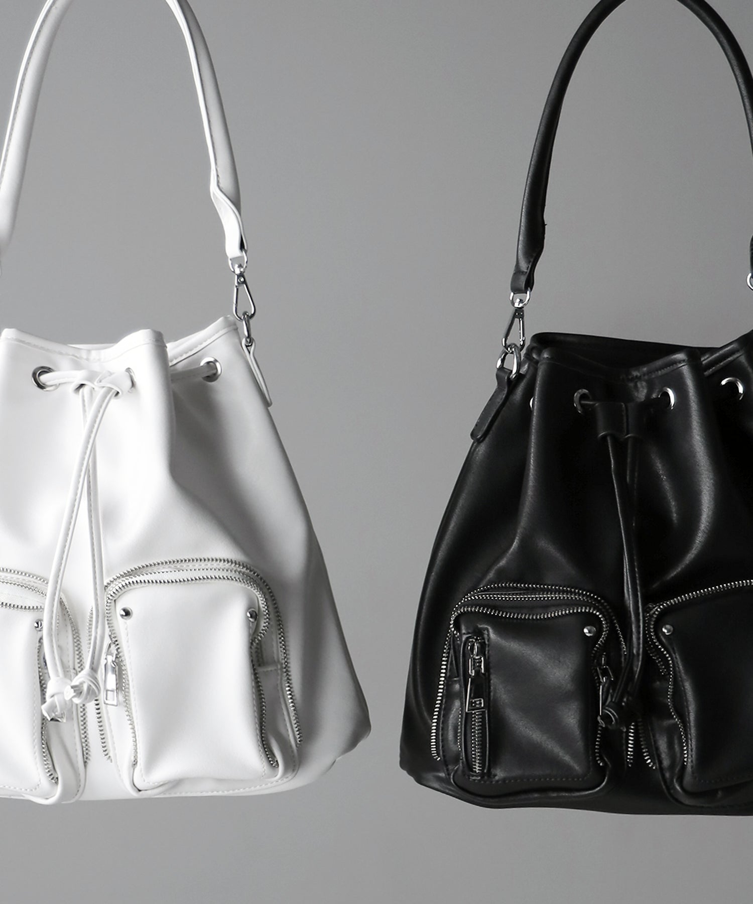 【 ２WAY 】ダブルジップアウトポケットフェイクレザー巾着ショルダーバッグ ／ ( 2WAY ) double zip out pocket fake leather drawstring shoulder bag