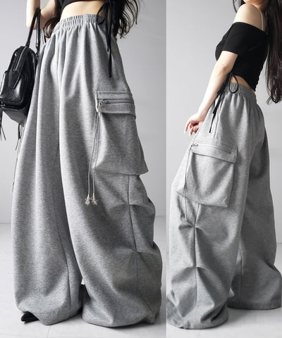 【 裾絞り可能２WAY 】ドローコードタックワイドカーゴスウェットパンツ ／ drawcord tuck wide cargo sweatpants