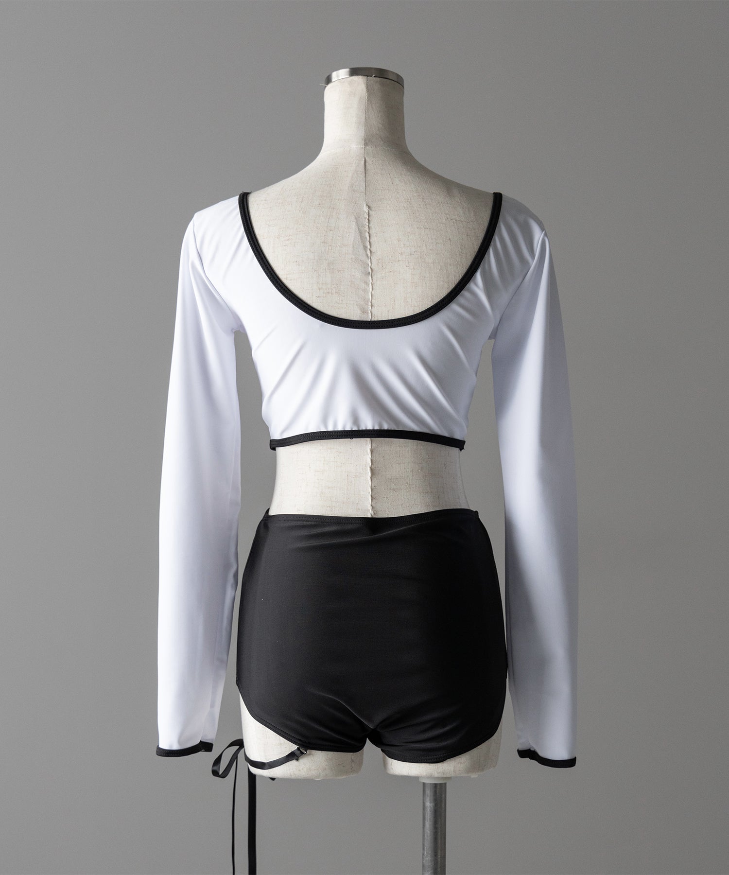【 レディース水着／２点セット 】フロントリボンモノトーンハイウエストビキニ ／ front ribbon monotone high waist bikini
