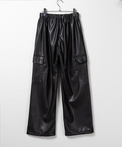 【 ４size／２color 】２WAY フェイクレザーワイドカーゴパンツ