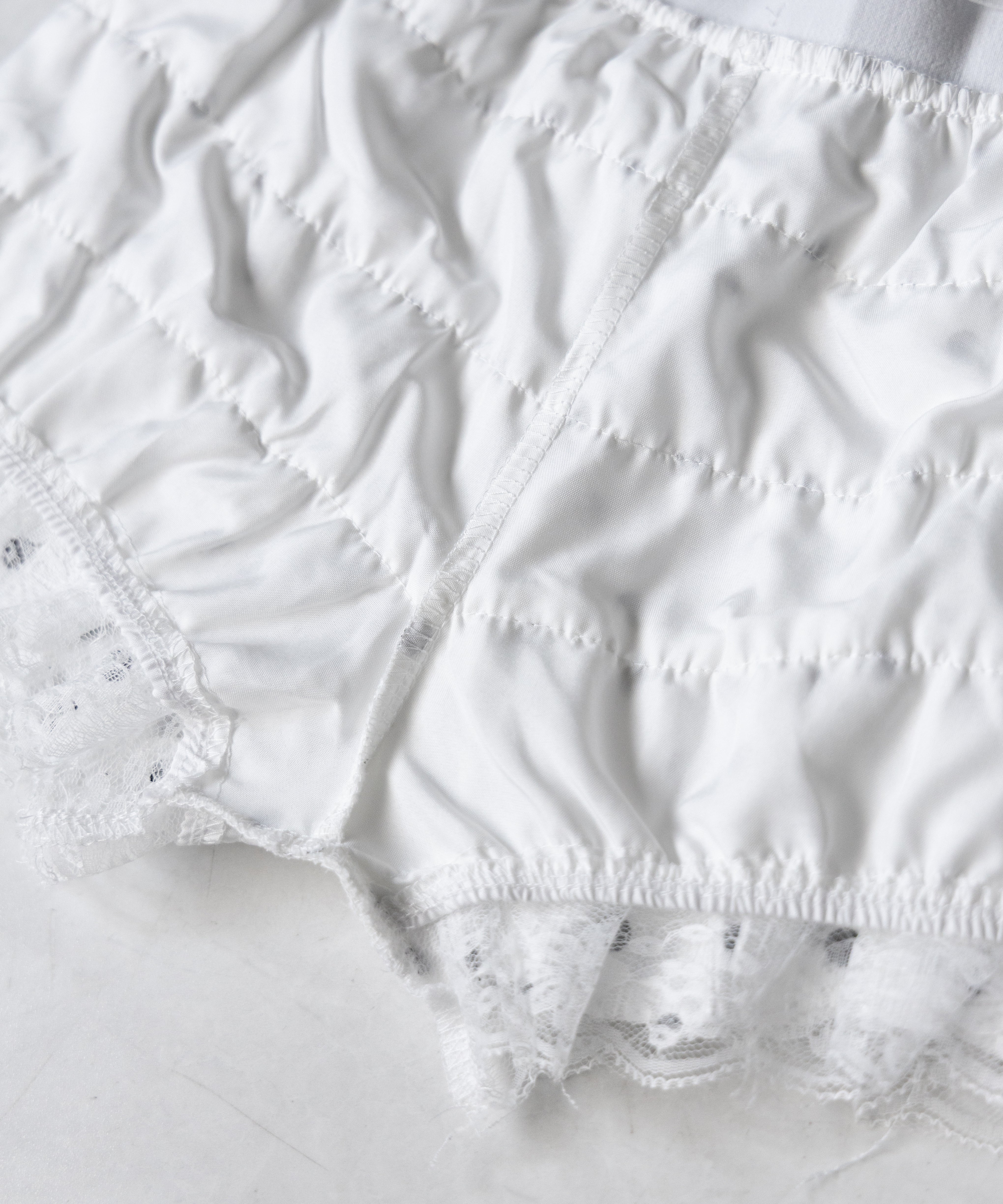 ドットレースフリルショートパンツ ／ dot lace frill short pants
