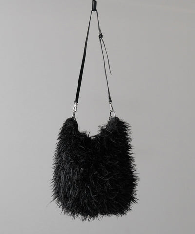 【 ショルダーストラップ付き２WAY 】バイカラーシャギーファーショルダーバッグ ／ bicolor shaggy fur shoulder bag