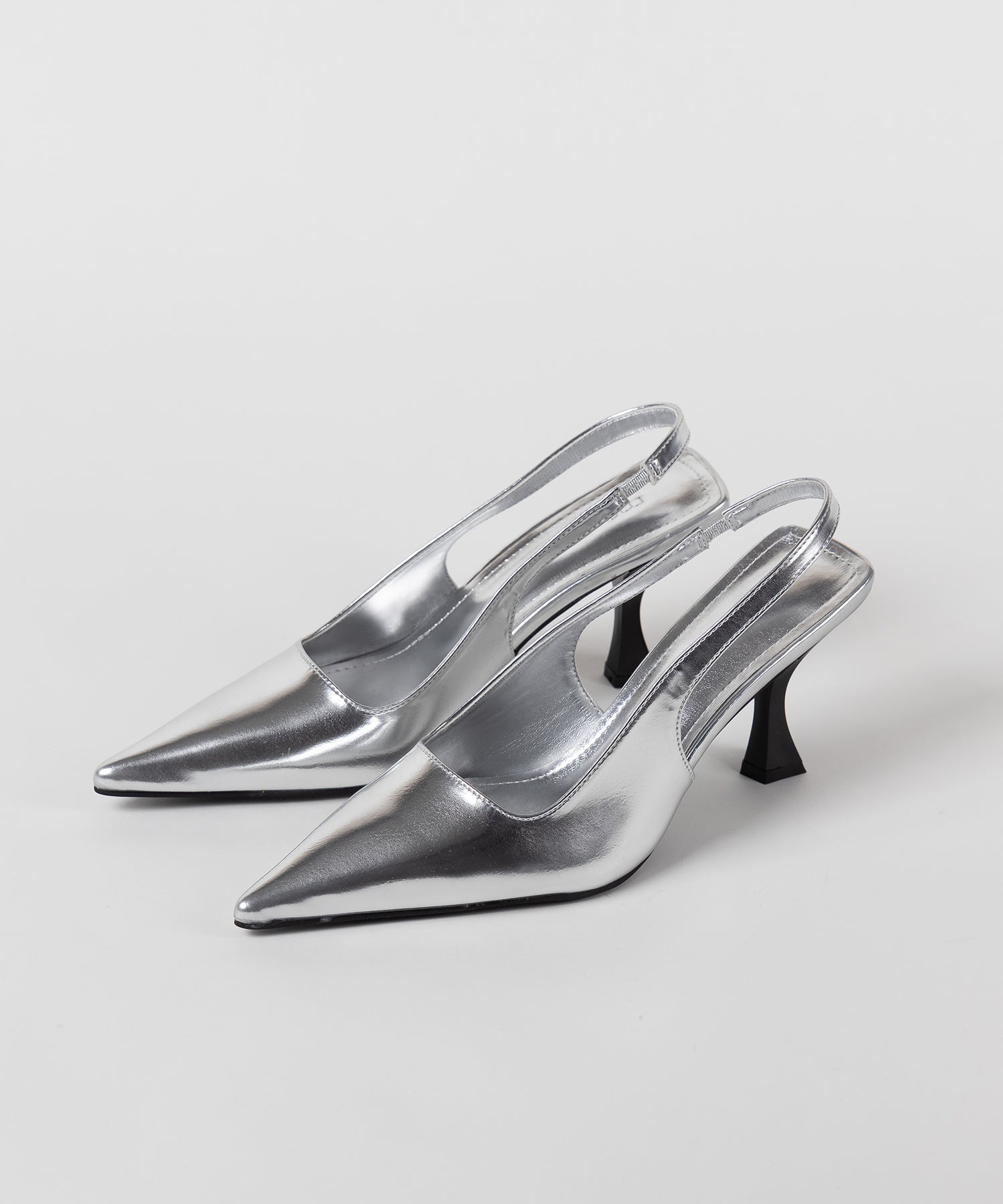 【 ２color 】ポインテッドトゥチャンキーヒールメタリックミュール ／ pointed toe chunky heel metallic mules