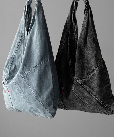 【 ２color 】リメイクウォッシュトライアングルデニムショルダーバッグ ／ remade wash triangle denim shoulder bag