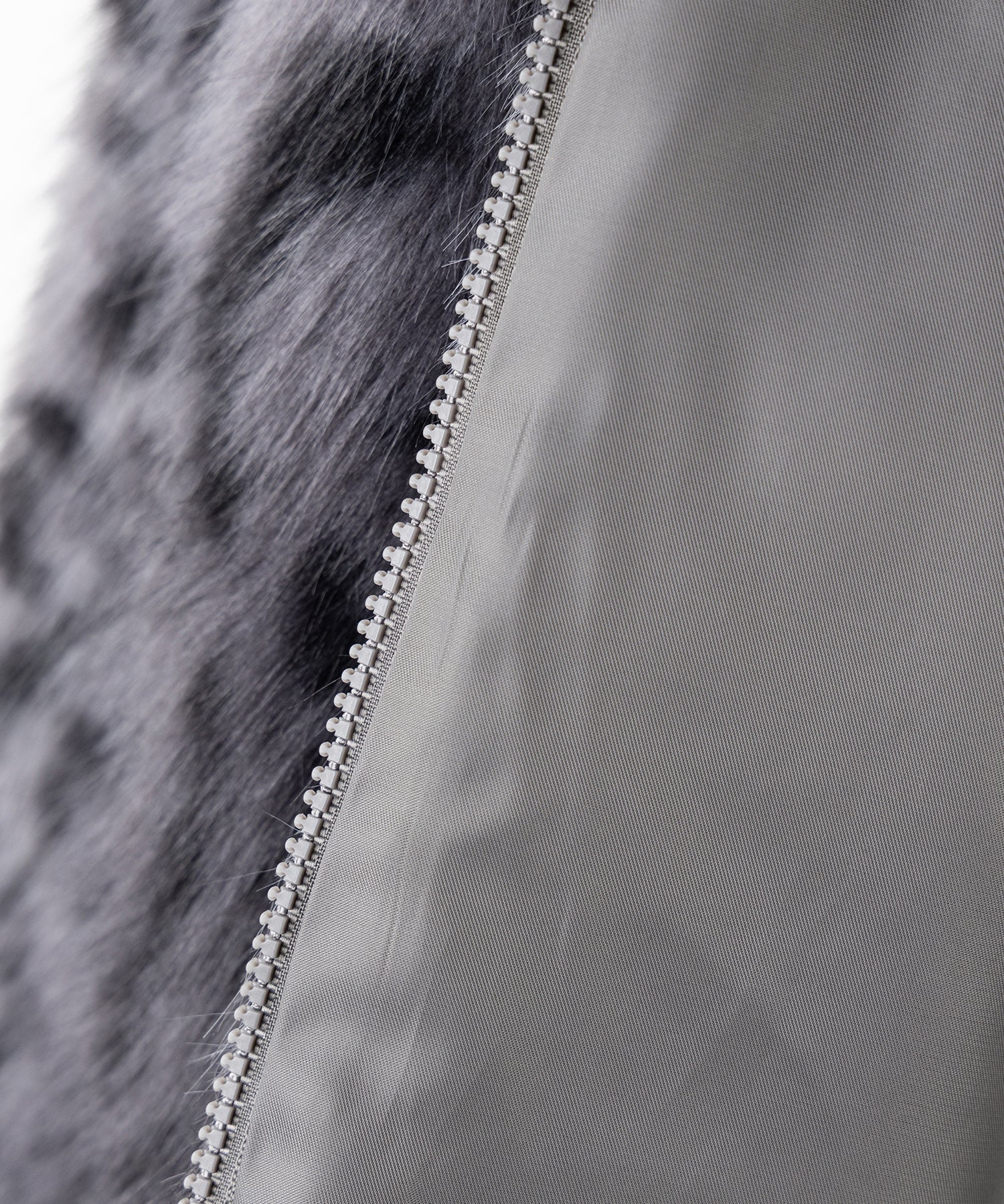 【 限定先行販売 】レオパードフェイクファーフーディショートコート ／ reopard  fakefur hoodie short coat