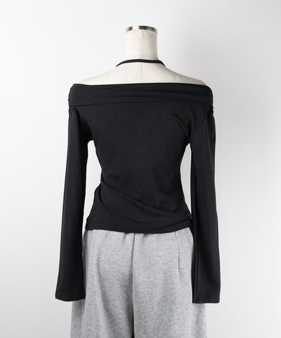 【 ２color 】クロスギャザーオフショルカットソートップス ／ cross gather off shoulder cutsew tops