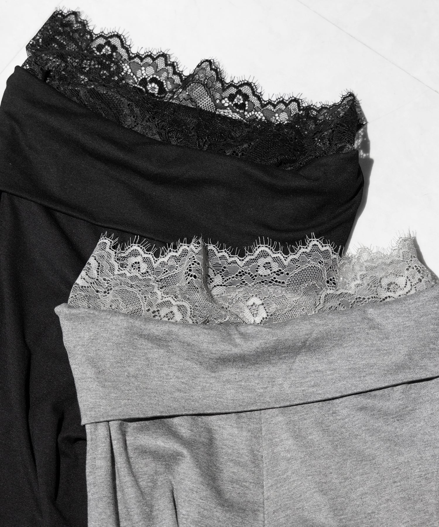 ウエストレーススリムドレープカットソーフレアパンツ ／ waist lace slim drape cutsew flare pants
