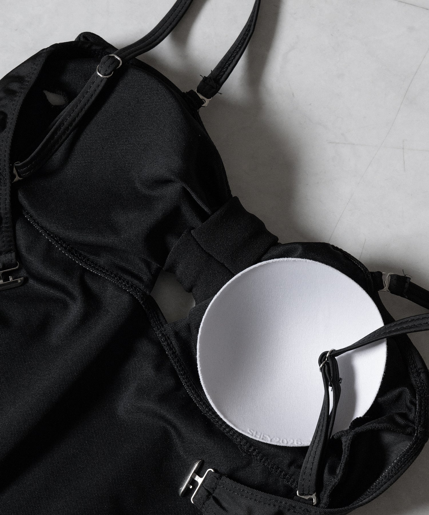 【 レディース水着 】フロントリボンカットアウトワンピース水着 ／ front ribbon cutout onepiece swimwear