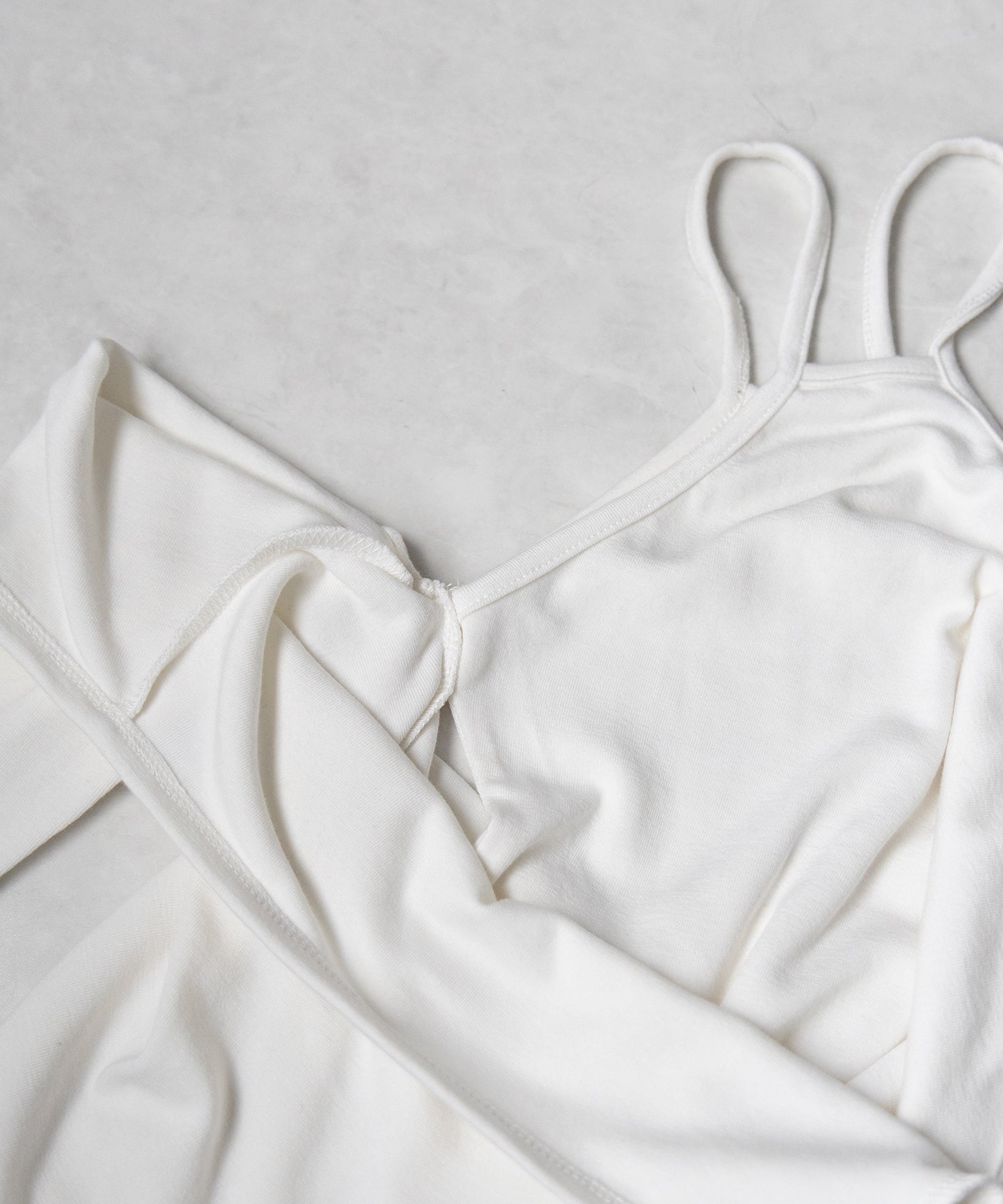 【 ２color 】レイヤードダブルストラップオフショルトップス ／ layerd double strap off shoulder tops