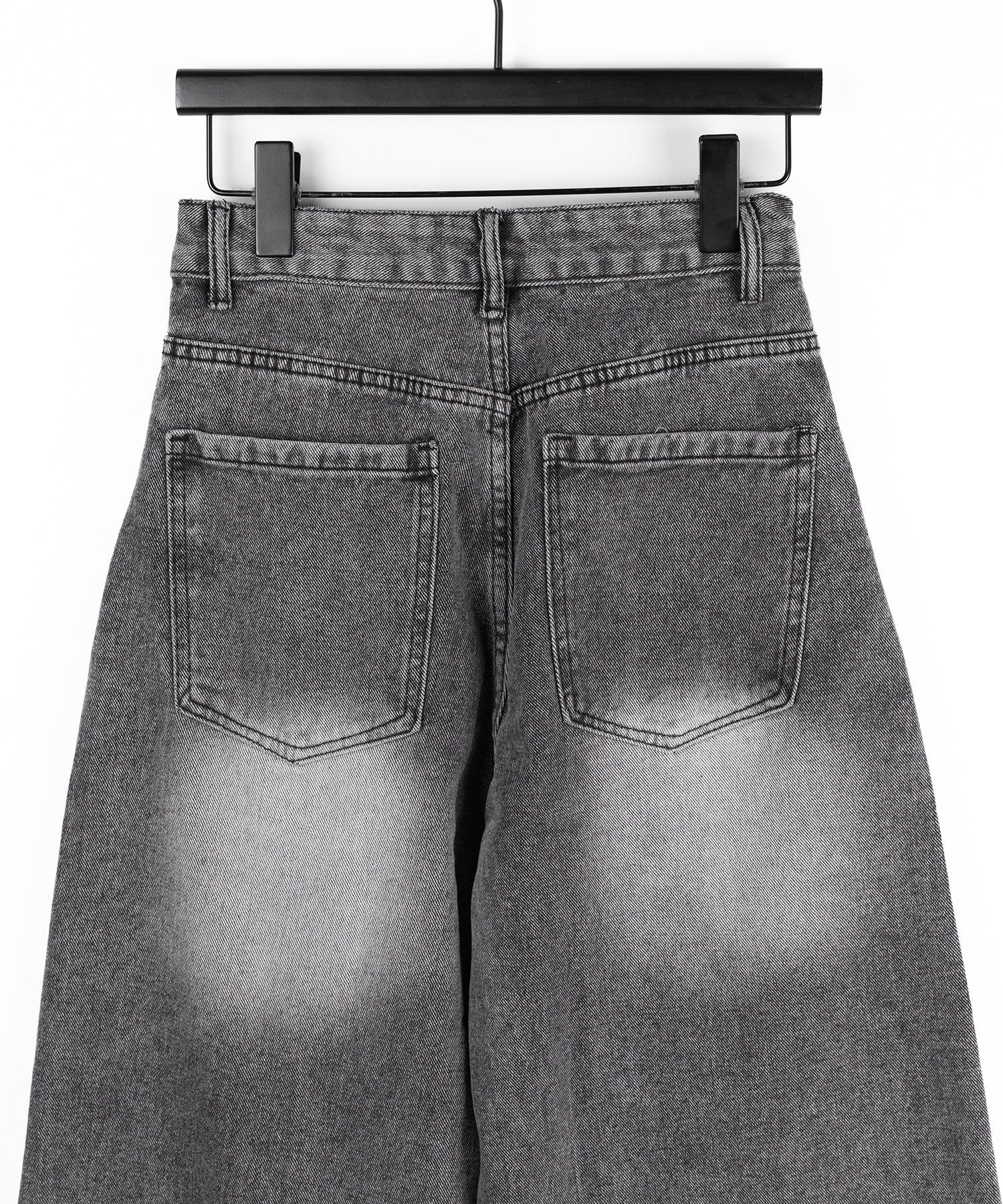 【 ３size 】ヴィンテージブラックウォッシュバルーンデニム ／ Vintage black wash balloon denim