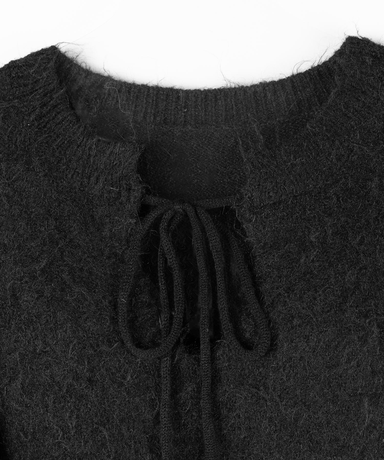 ストラップリボンオフショルオーバーシャギーニット ／ strap ribbon off shoulder over shaggy knit