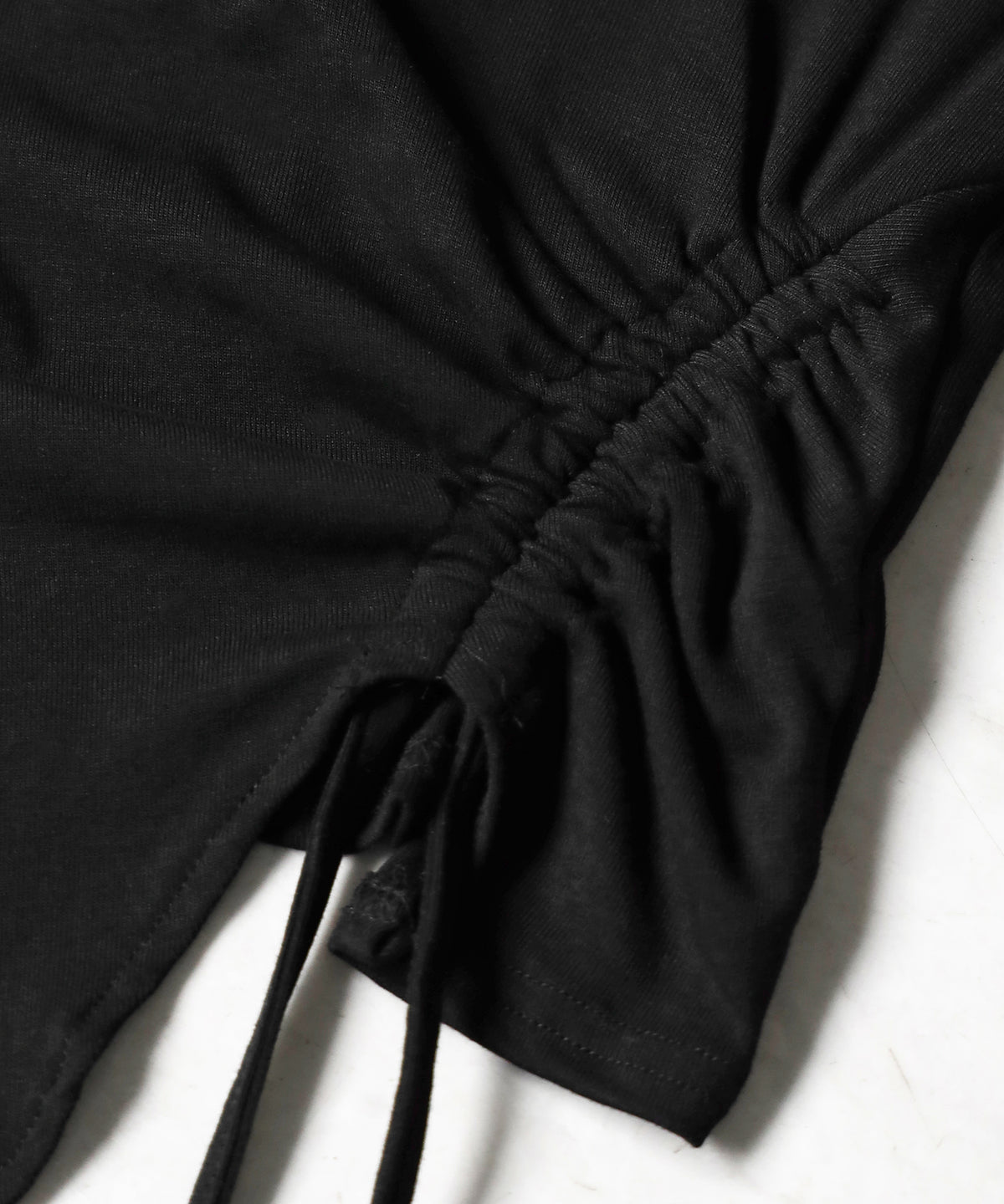 クロスリボンスクエアネック長袖Ｔシャツ ／ cross ribbon square neck long sleeve T-shirts
