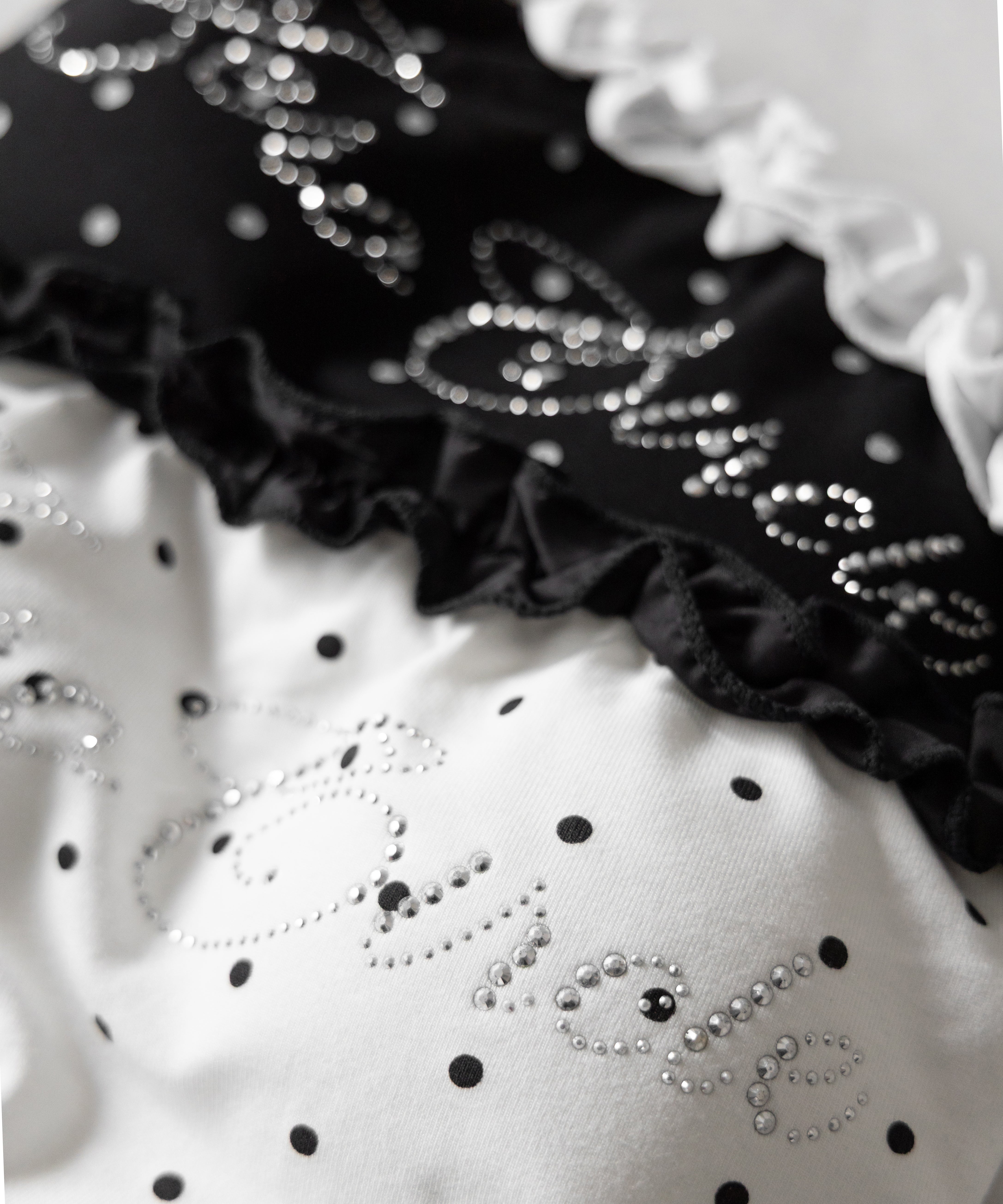 ラインストーンドットフリルベアトップス ／ Rhinestone dot frill bare tops