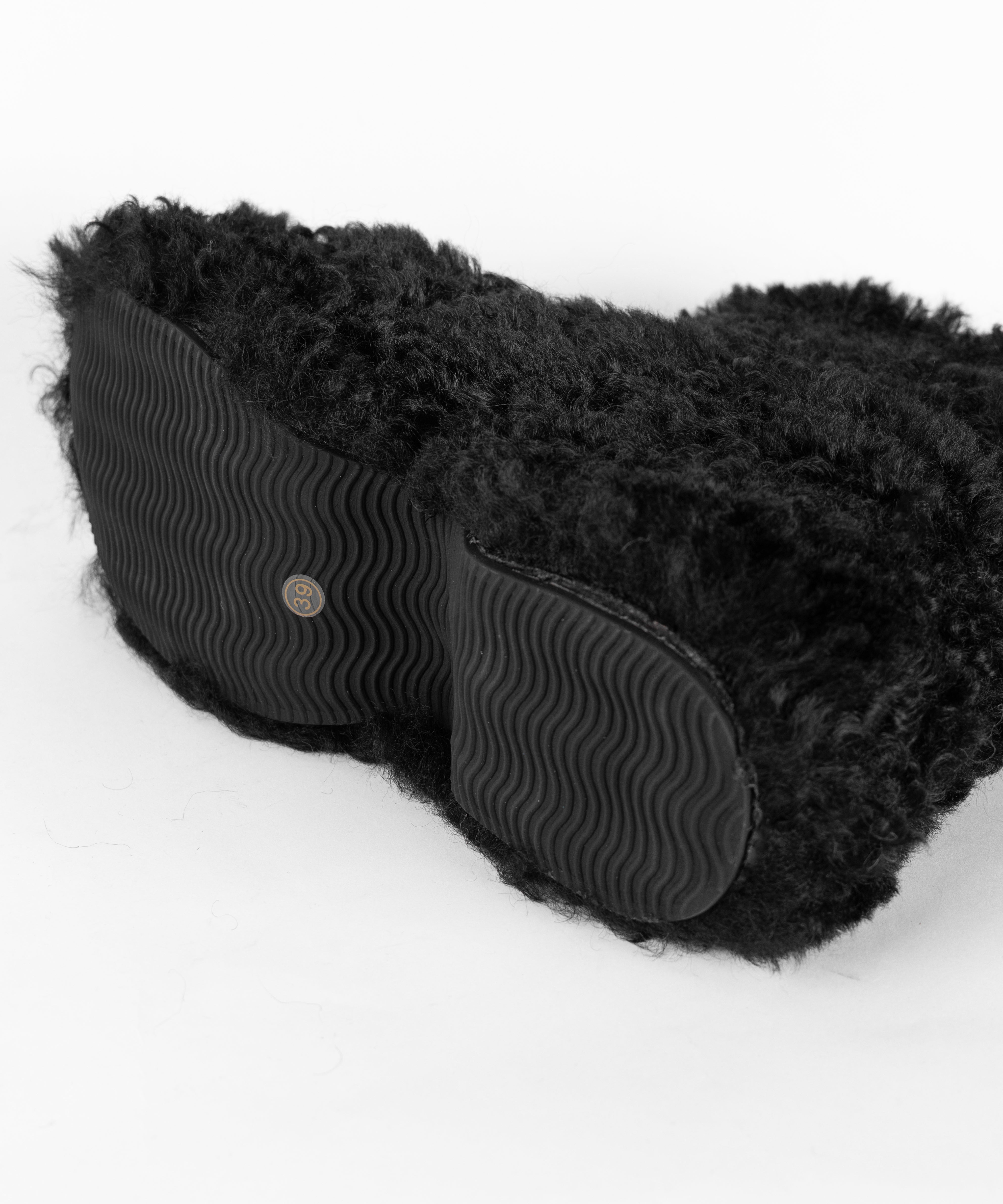 厚底テディボアショートブーツ ／ platform teddy boa short boots