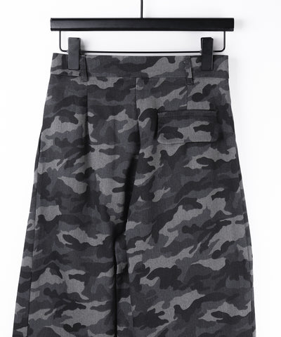 【 ２color ／ ４size 】ダブルタックヴィンテージカモフラージュワイドパンツ ／ double tuck vintage camouflage wide pants