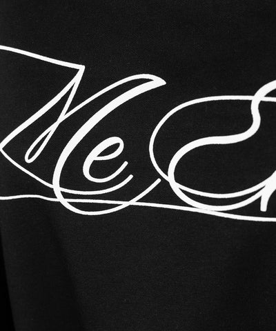 レタリングロゴワンショルショートスウェットライクトップス ／ lettering logo one-shoulder short sweatlike tops
