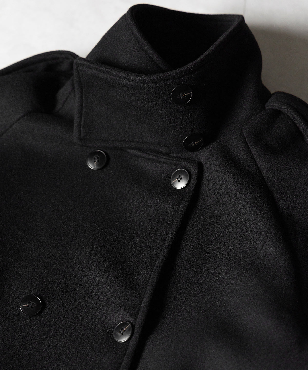 【 ウエストベルト付き 】スタンドネック ダブルブレスト ウールライクメルトンピーコート ／ Stand neck double-breasted wool-like melton pea coat
