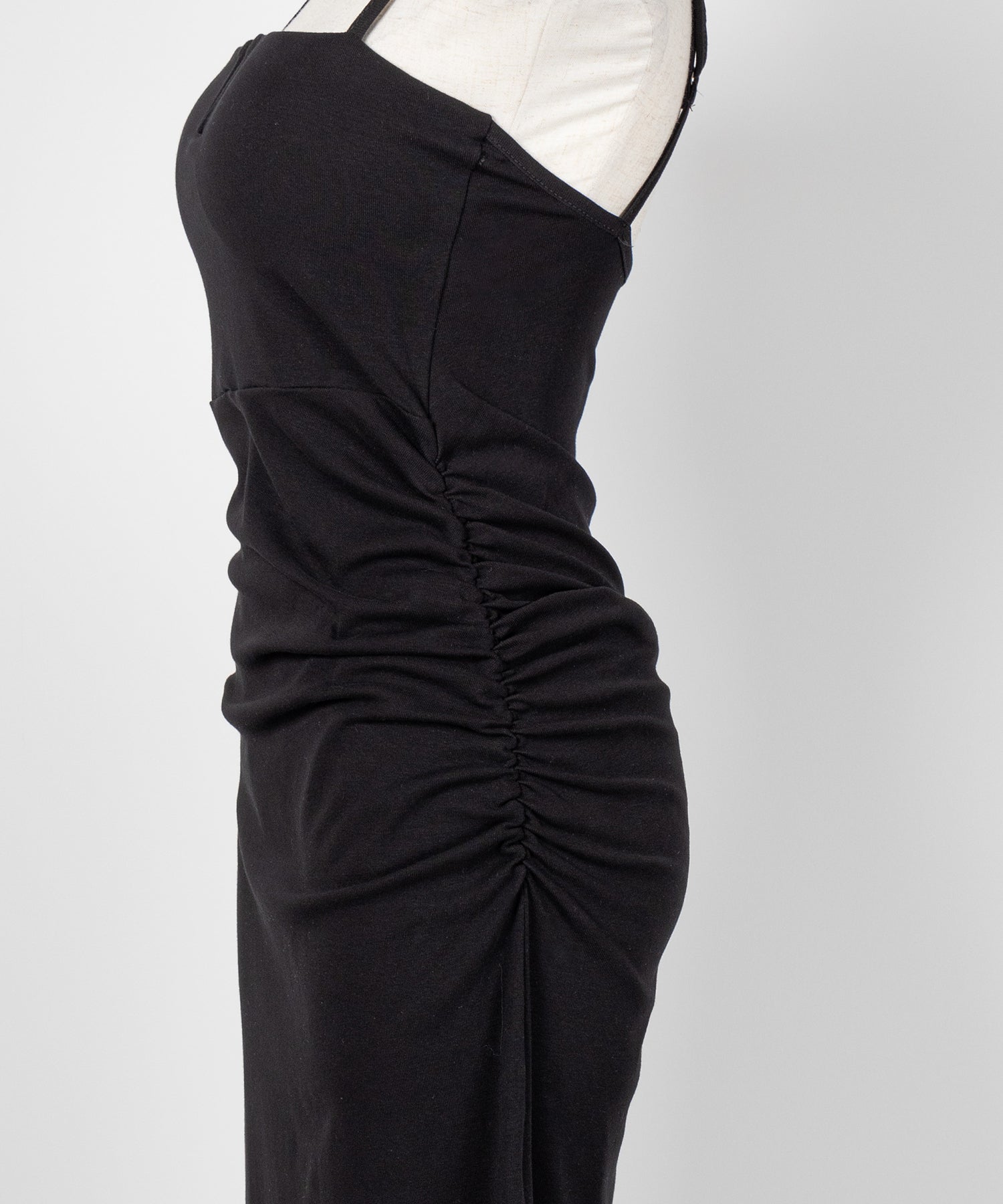 【 パッド付き 】バックストラップサイドシャーリングスリットロングキャミワンピース ／ back strap side shirring slit long cami onepiece