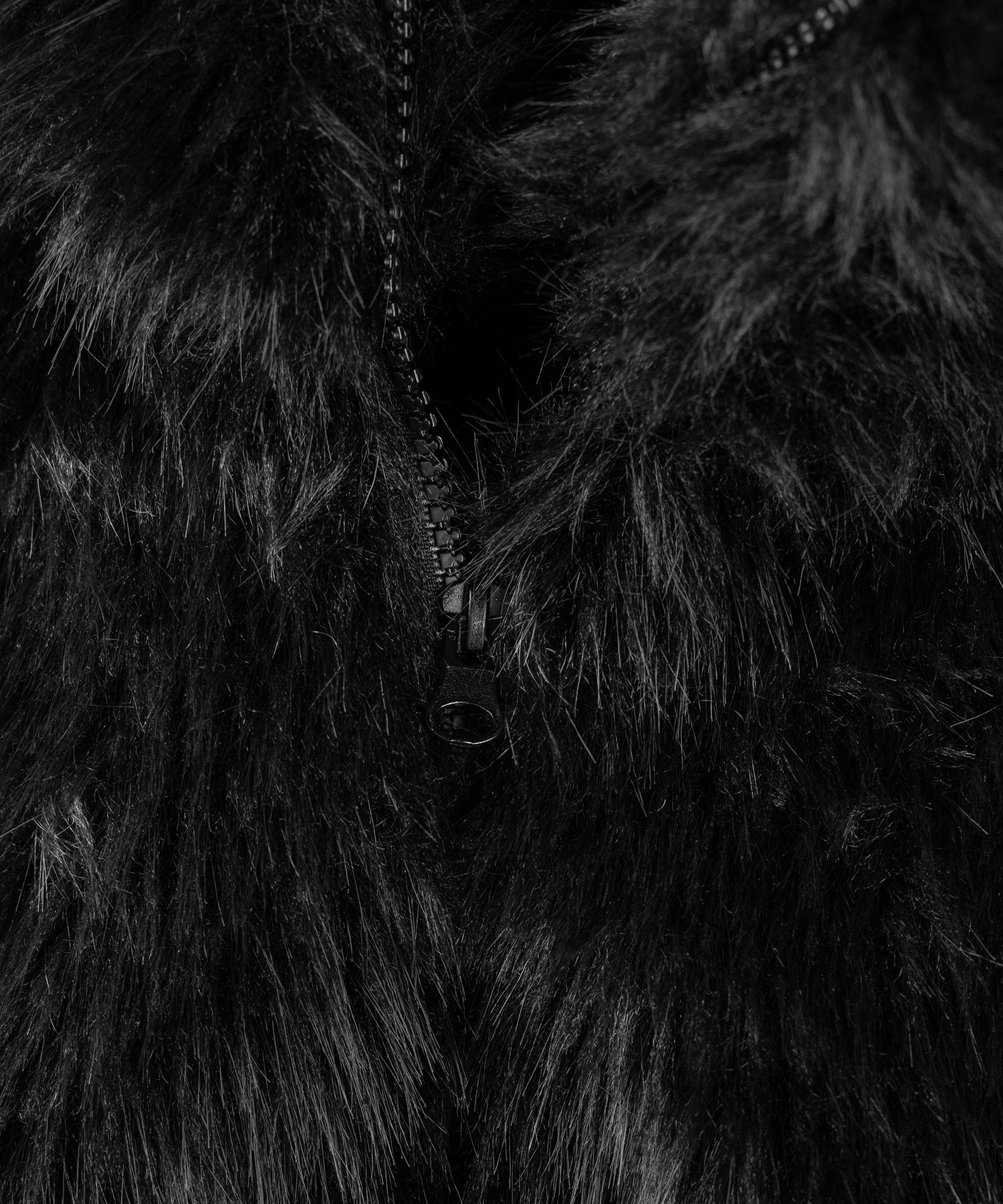 【 ポケット付 】スタンドネックジップアップフェイクファーベスト ／ stand neck zipup fake fur vest