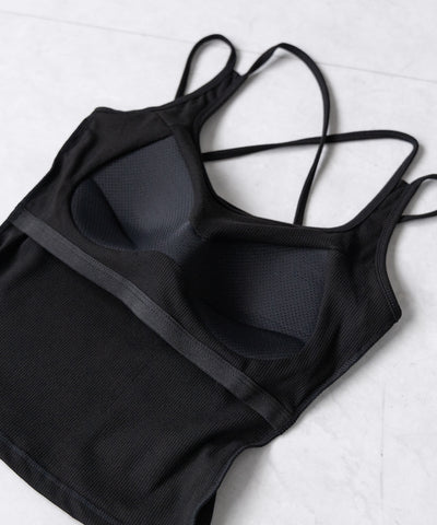 【 ２color 】グランジロゴバッククロスキャミソールトップス ／ grunge logo back logo camisole tops