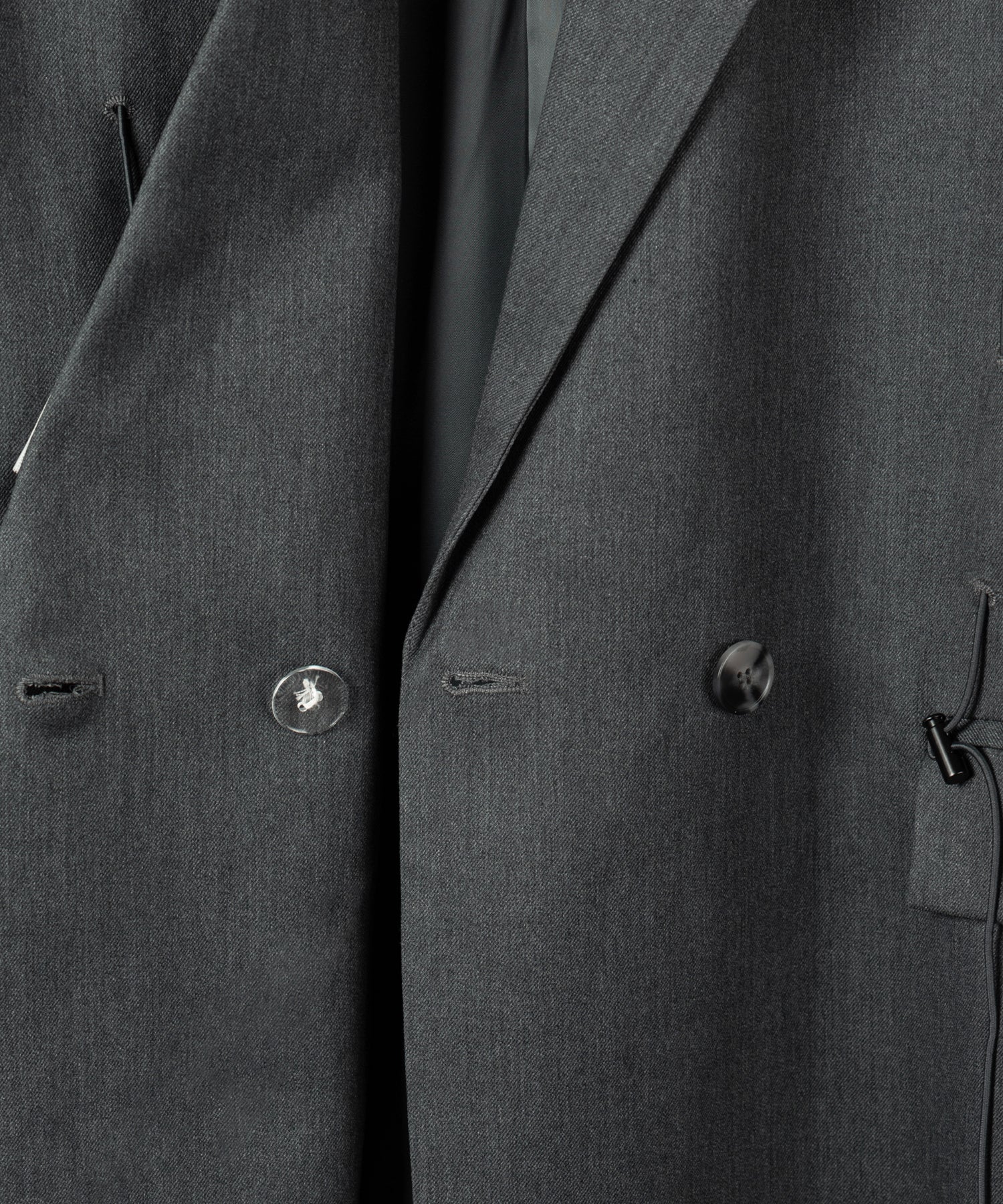 オーバーショルダードロストビッグテーラードジャケット ／ over shoulder drawstring big tailored jacket